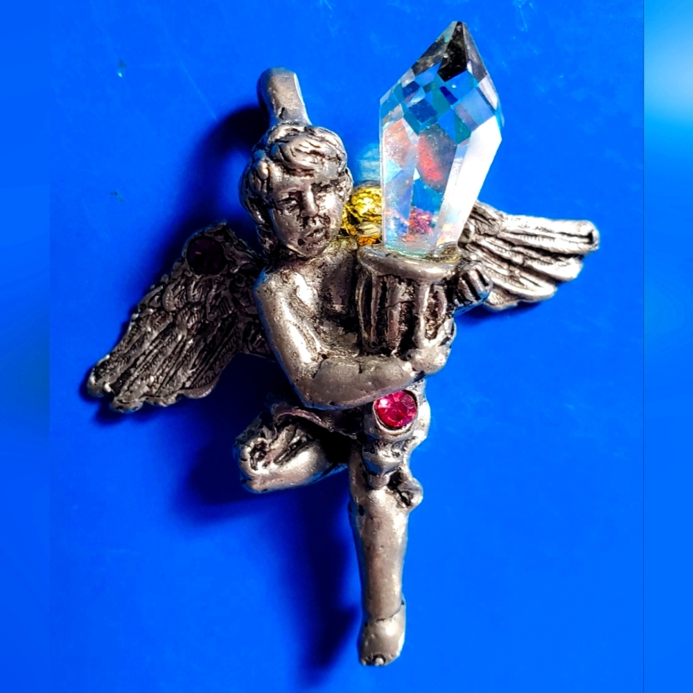 Australia crystal pendant